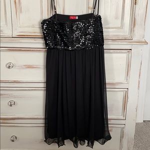 New without tags, sparkly cocktail dress